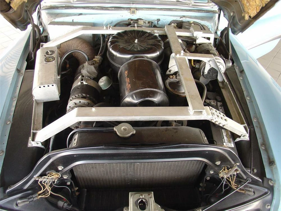 1953 Buick Roadmaster - Image 4 of 8