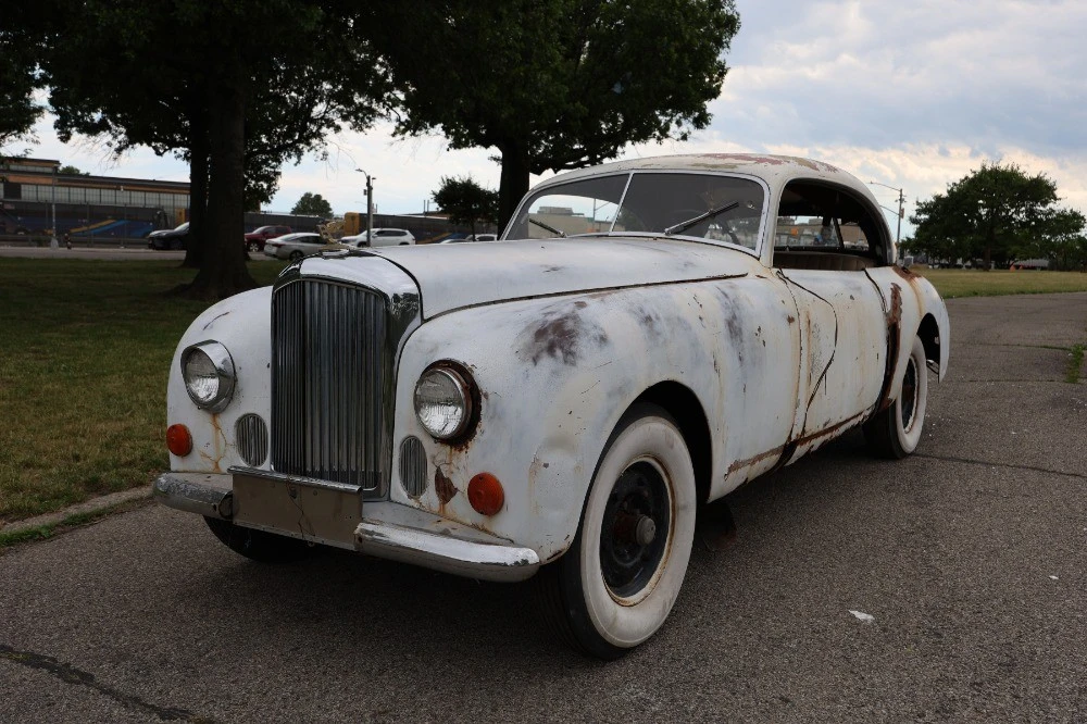 1953 Bentley R Type - Image 2 of 8