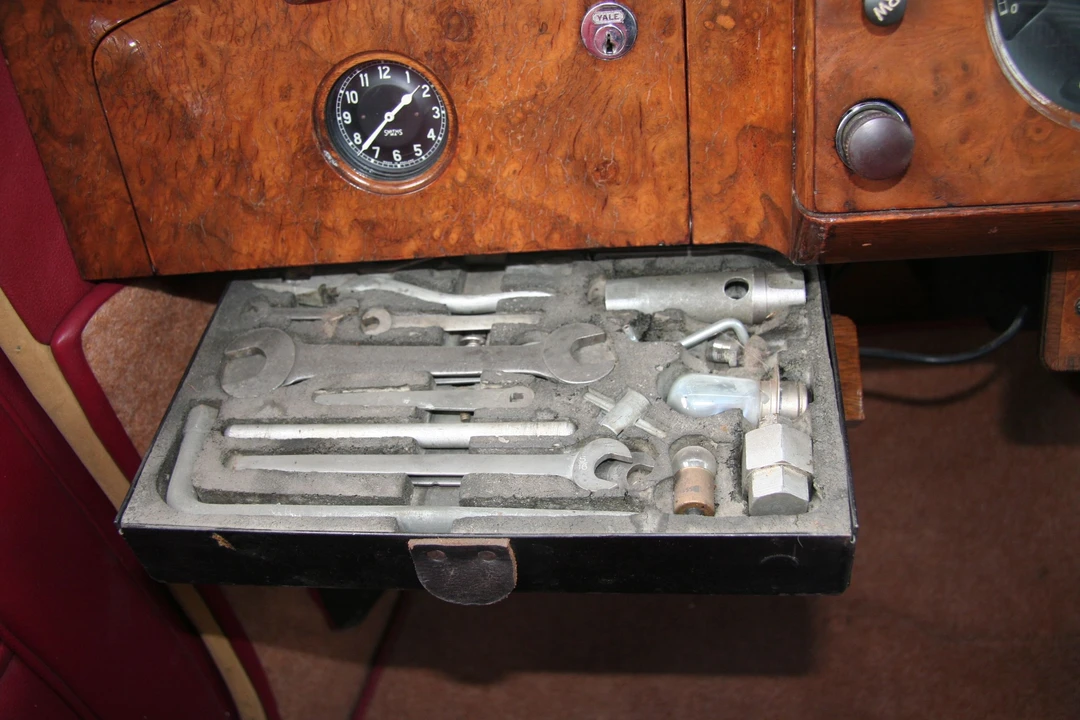 1953 Bentley R Type - Image 4 of 11