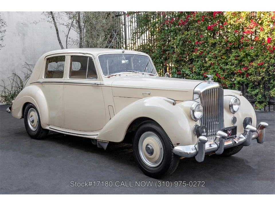 1953 Bentley R Type - Image 2 of 31