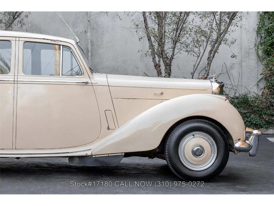 1953 Bentley R Type - Image 9 of 31
