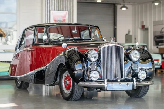 1953 Bentley R-Type Empress Saloon by Hooper