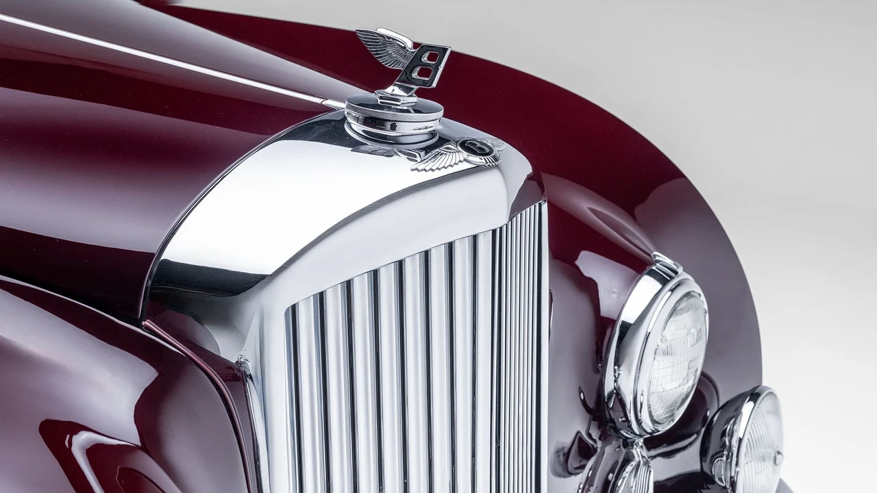 1953 Bentley R-Type Continental - Image 24 of 31
