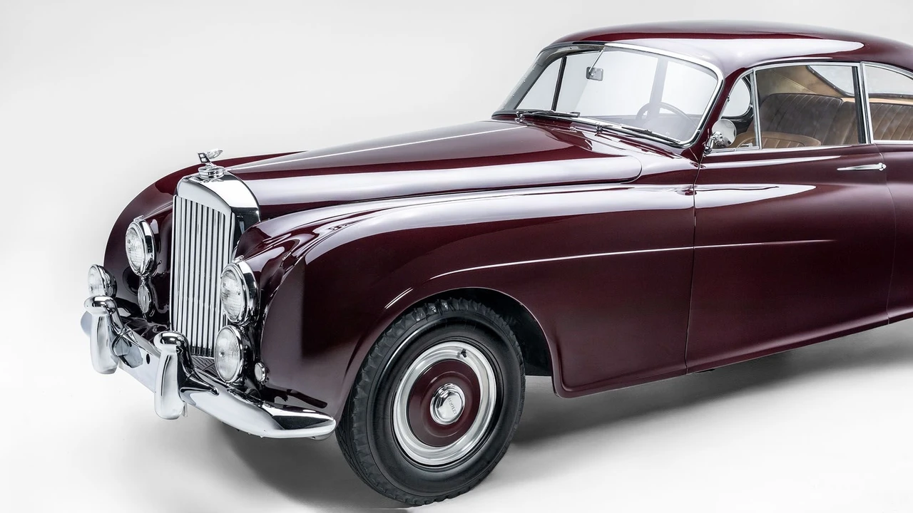 1953 Bentley R-Type Continental - Image 28 of 31