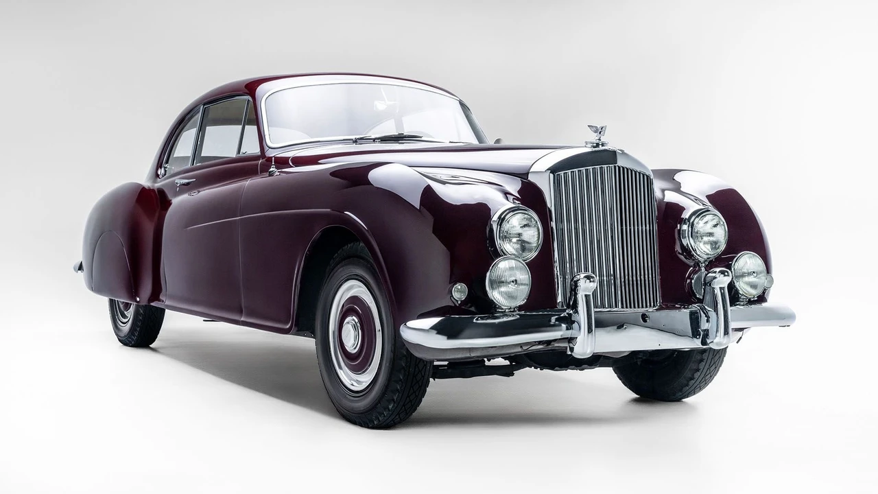 1953 Bentley R-Type Continental - Image 14 of 31