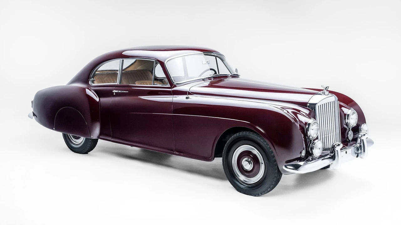 1953 Bentley R-Type Continental - Image 11 of 31