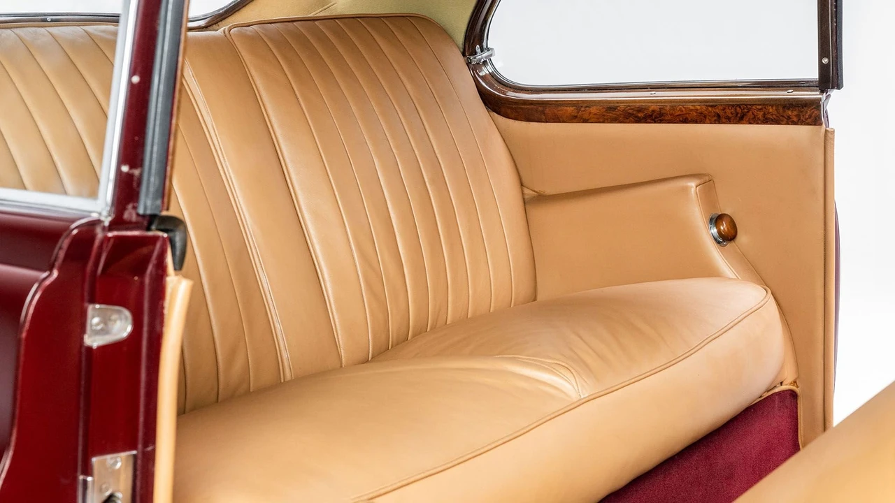 1953 Bentley R-Type Continental - Image 7 of 31