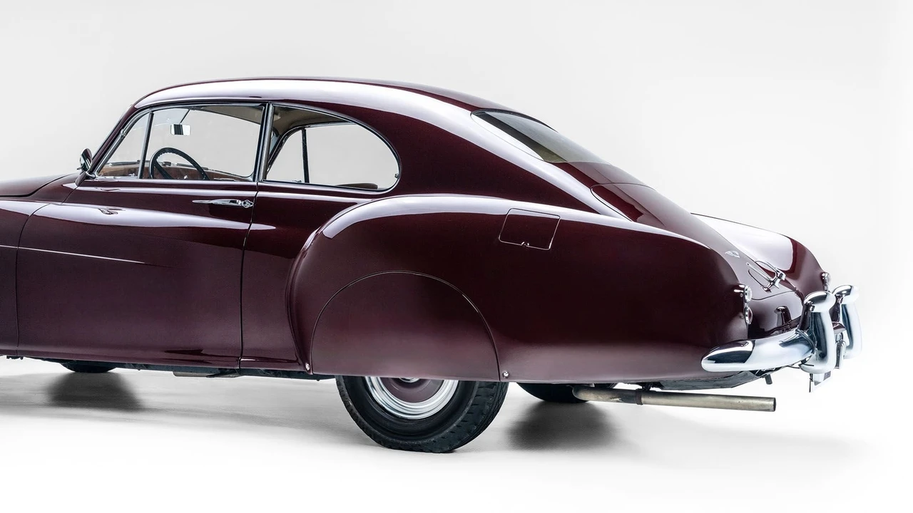 1953 Bentley R-Type Continental - Image 4 of 31