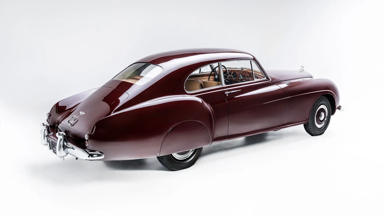 1953 Bentley R-Type Continental - Image 3 of 31