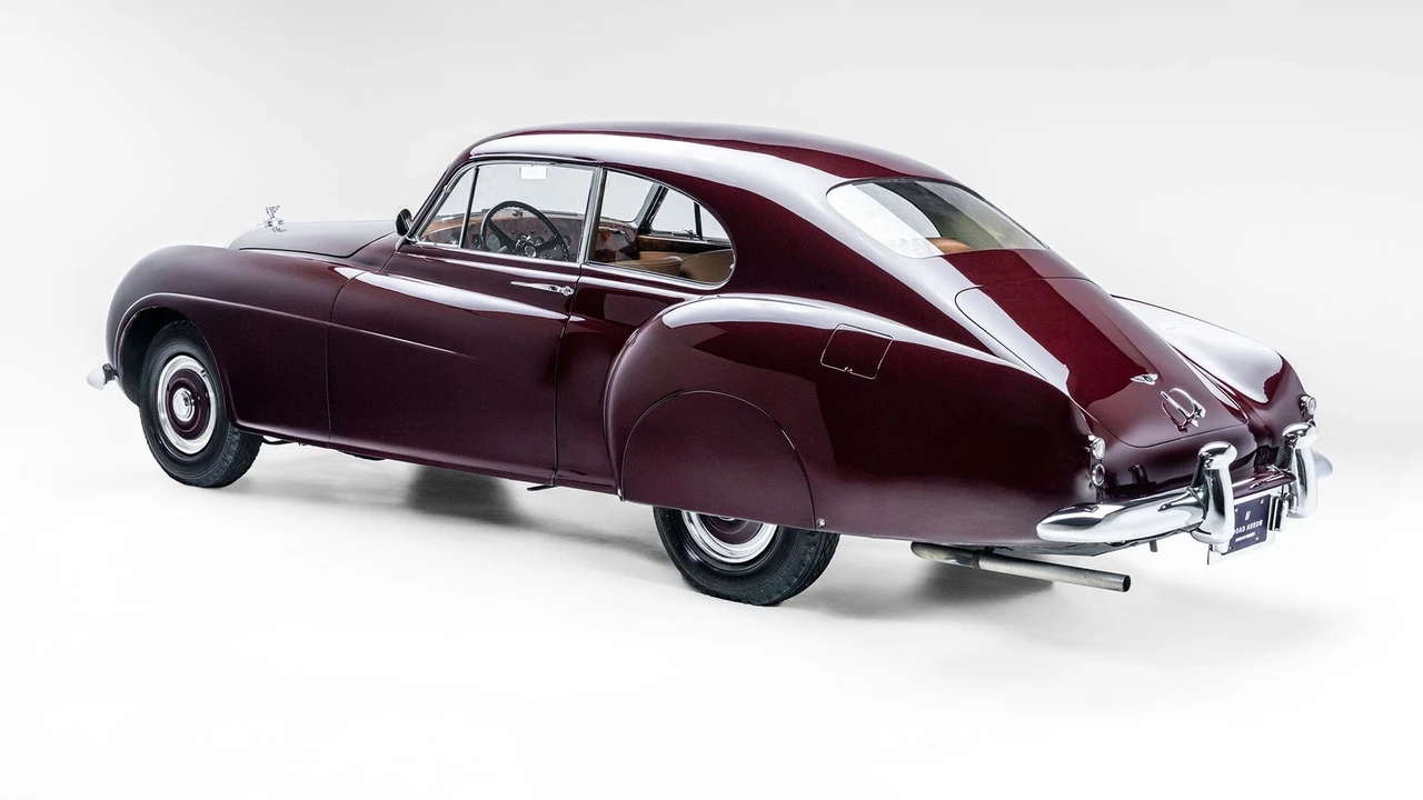 1953 Bentley R-Type Continental - Image 16 of 31
