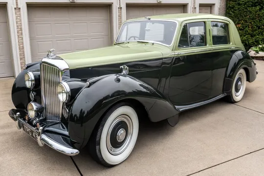1953 Bentley R-Type Saloon
