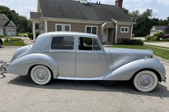1953 Bentley R-Type Saloon