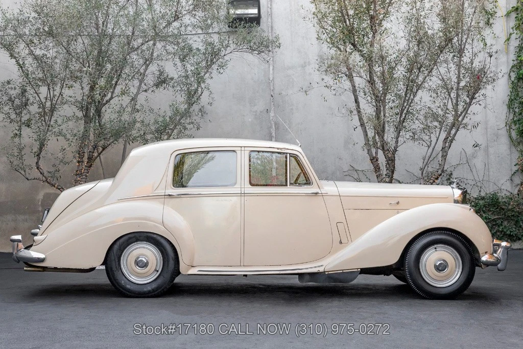 1953 Bentley R Type - Image 4 of 12