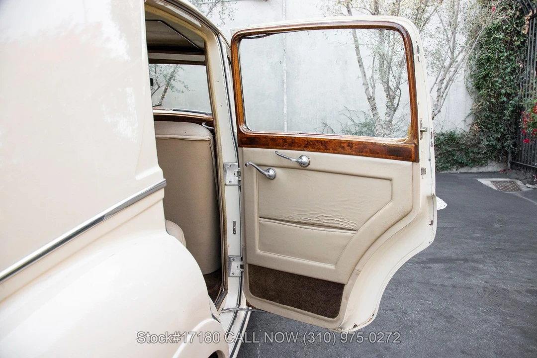 1953 Bentley R-Type Continental - Image 26 of 31