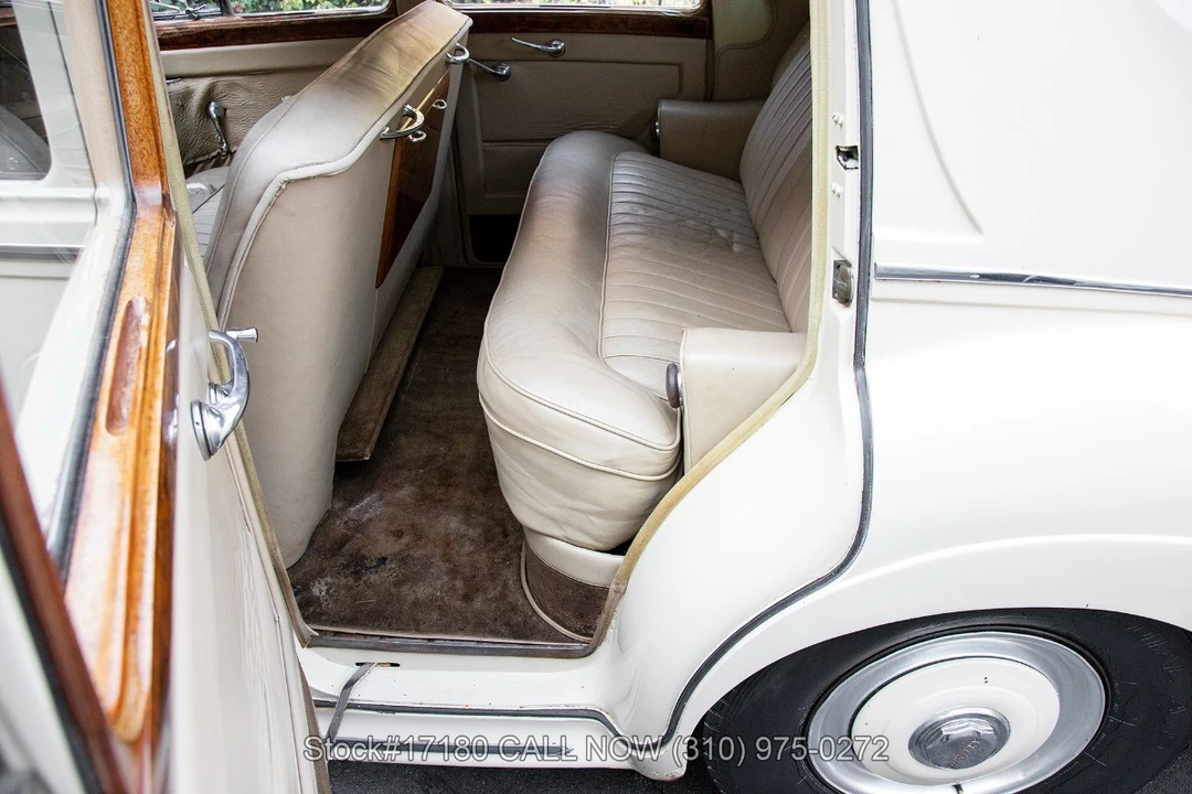 1953 Bentley R-Type Continental - Image 22 of 31