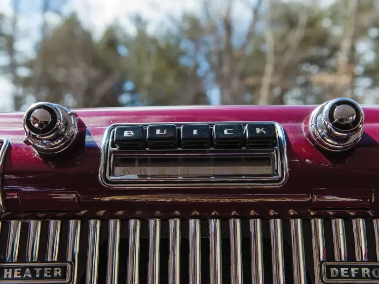 1953 Buick Roadmaster - Image 23 of 31