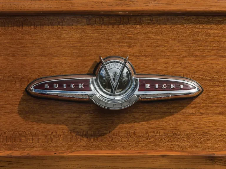 1953 Buick Roadmaster - Image 9 of 31