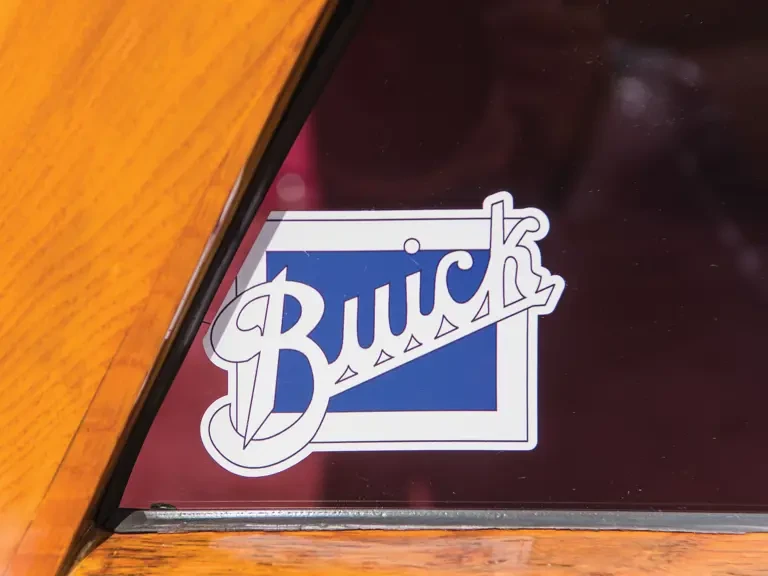 1953 Buick Roadmaster - Image 15 of 31