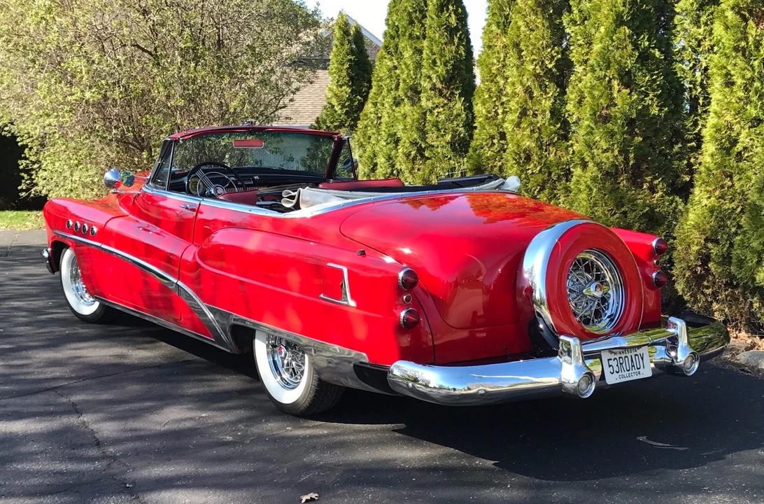 1953 Buick Roadmaster - Image 15 of 31