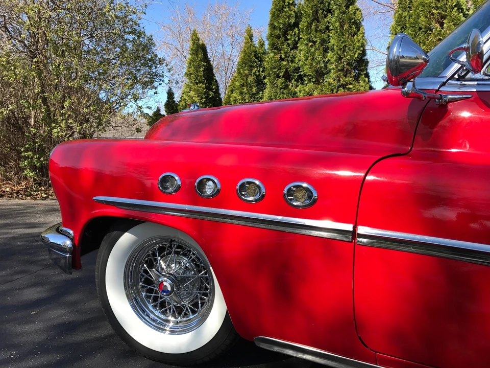 1953 Buick Roadmaster - Image 13 of 31