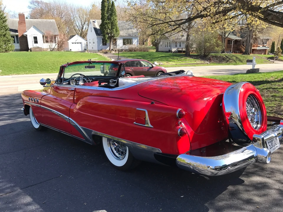 1953 Buick Roadmaster - Image 16 of 31