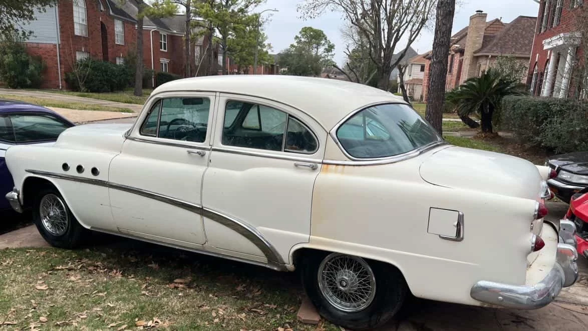 1953 Buick Roadmaster - Image 2 of 15