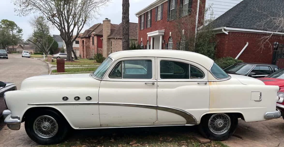 1953 Buick Roadmaster - Image 3 of 15