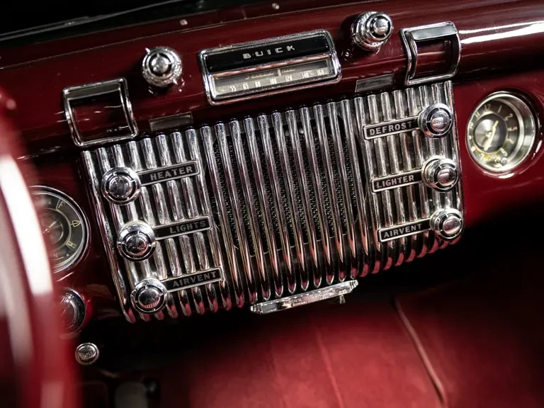 1953 Buick Roadmaster - Image 13 of 31