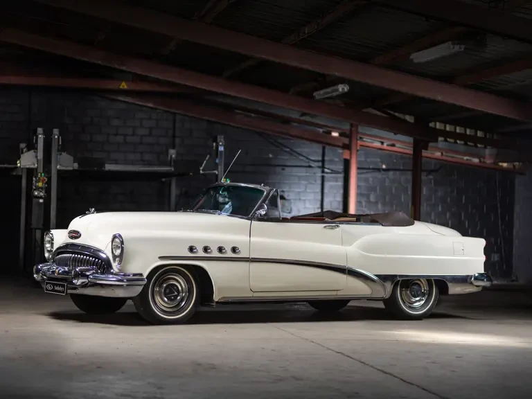 1953 Buick Roadmaster - Image 2 of 31