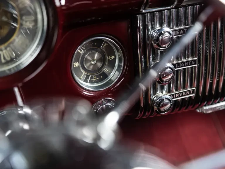 1953 Buick Roadmaster - Image 22 of 31