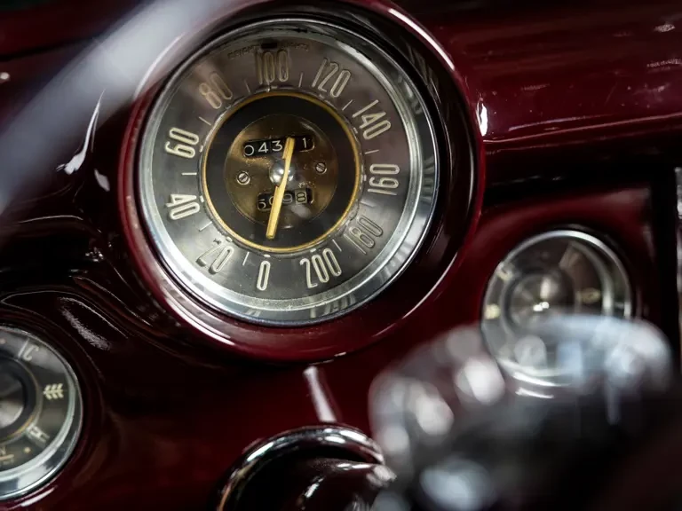 1953 Buick Roadmaster - Image 11 of 31