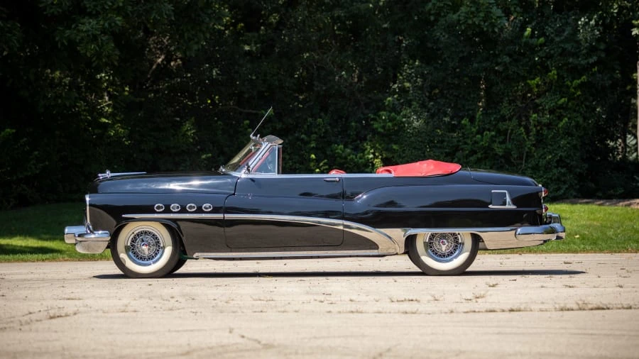 1953 Buick Roadmaster - Image 2 of 31