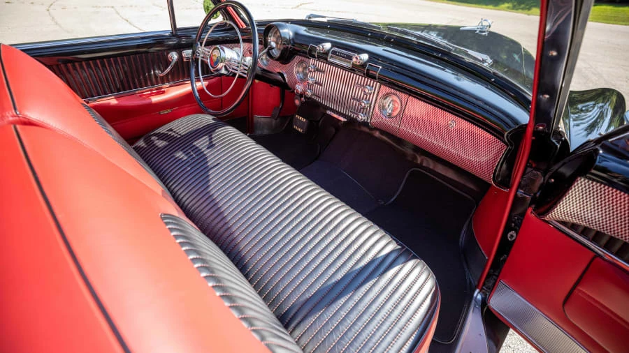 1953 Buick Roadmaster - Image 5 of 31