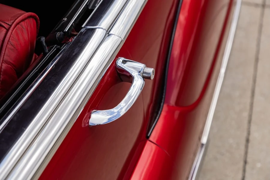 1953 Buick Roadmaster - Image 10 of 31
