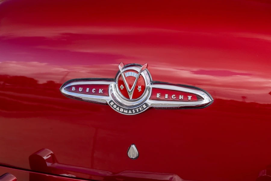 1953 Buick Roadmaster - Image 8 of 31