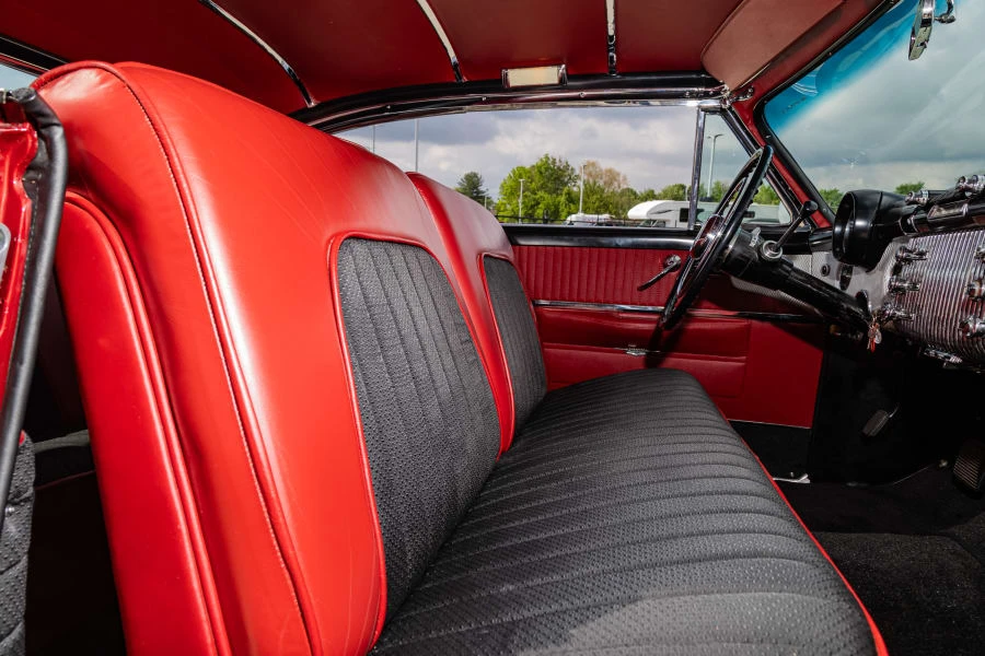 1953 Buick Roadmaster - Image 21 of 31