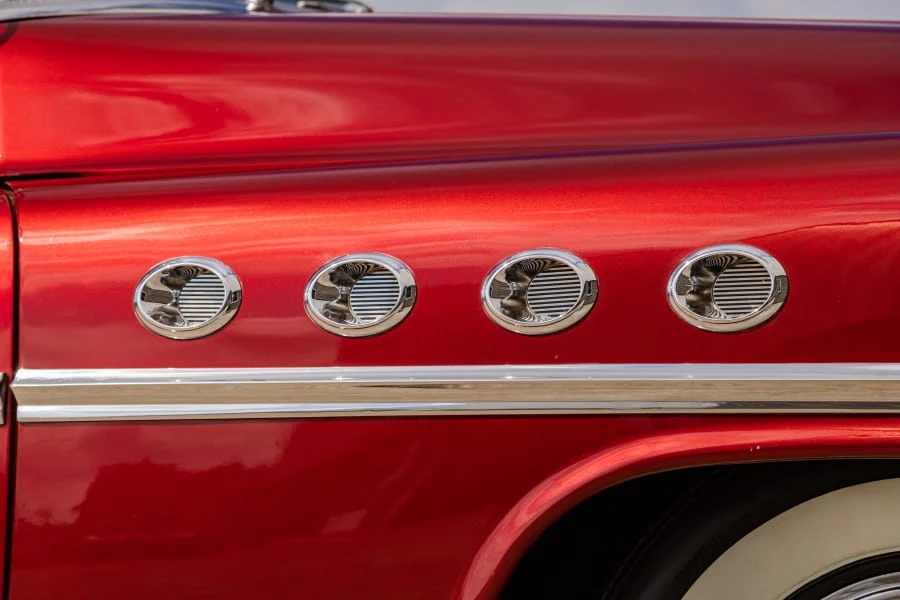 1953 Buick Roadmaster - Image 13 of 31