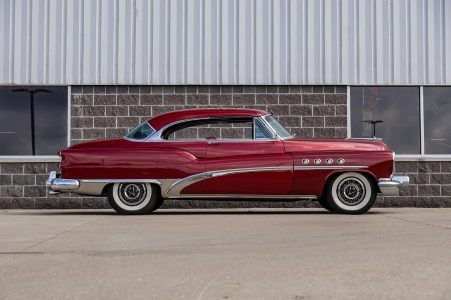 1953 Buick Roadmaster - Image 6 of 31
