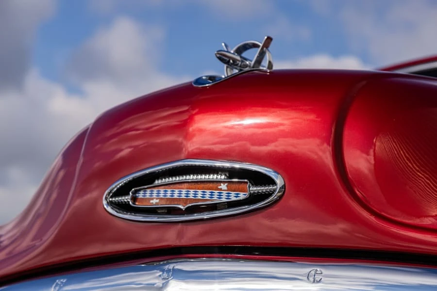 1953 Buick Roadmaster - Image 17 of 31