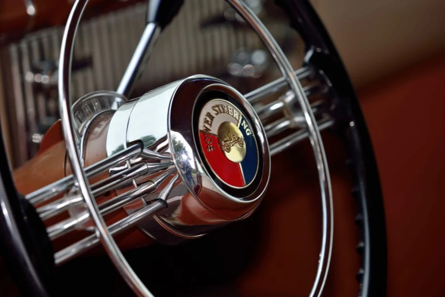 1953 Buick Roadmaster - Image 9 of 12