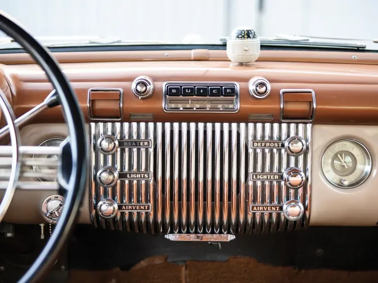 1953 Buick Roadmaster - Image 13 of 31