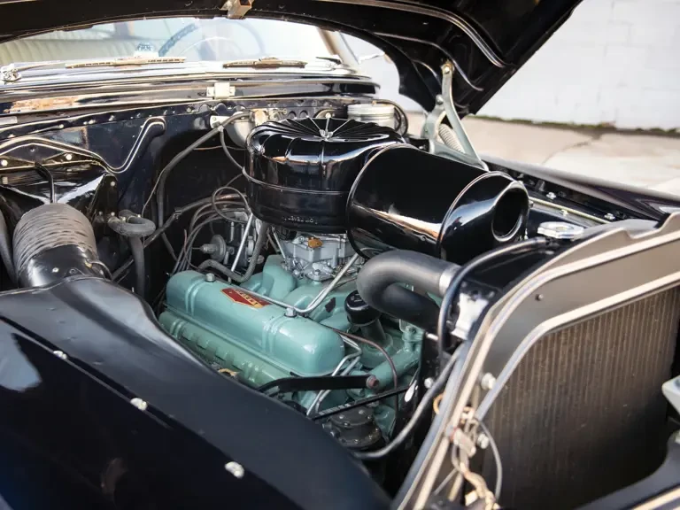 1953 Buick Roadmaster - Image 4 of 31