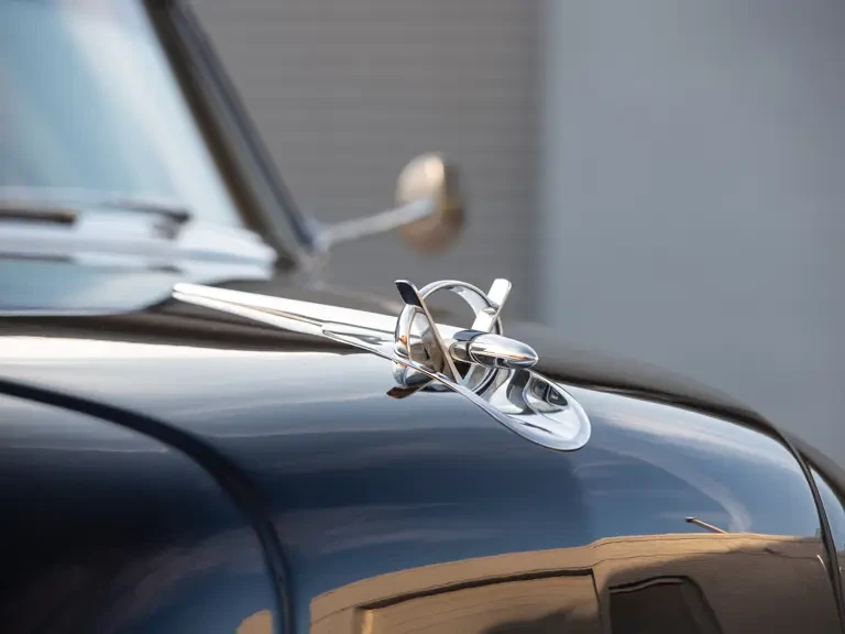 1953 Buick Roadmaster - Image 8 of 31