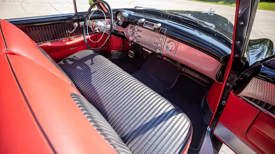 1953 Buick Roadmaster - Image 20 of 31