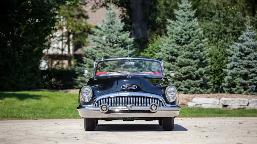 1953 Buick Roadmaster - Image 4 of 31