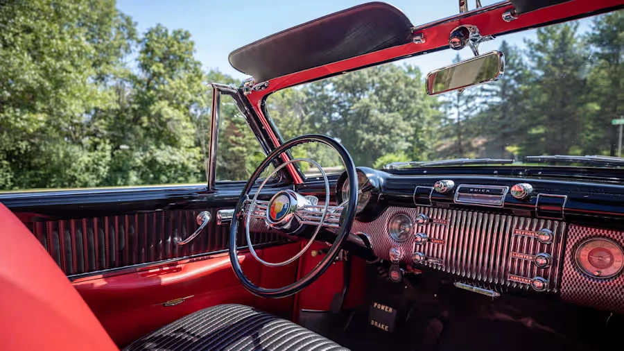 1953 Buick Roadmaster - Image 24 of 31