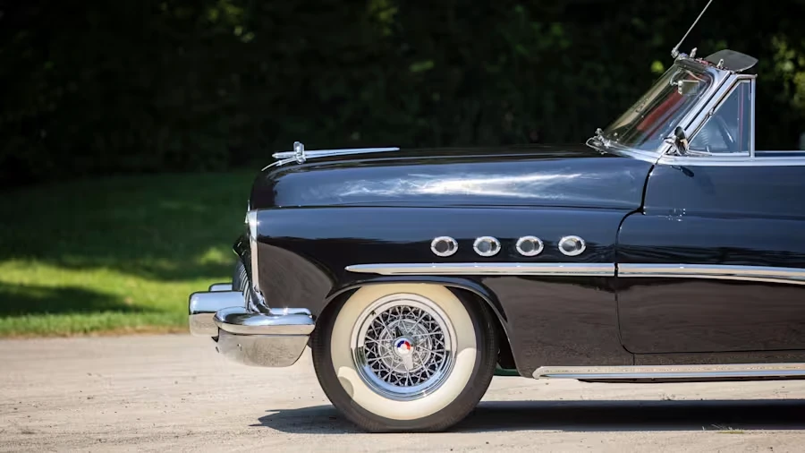 1953 Buick Roadmaster - Image 12 of 31