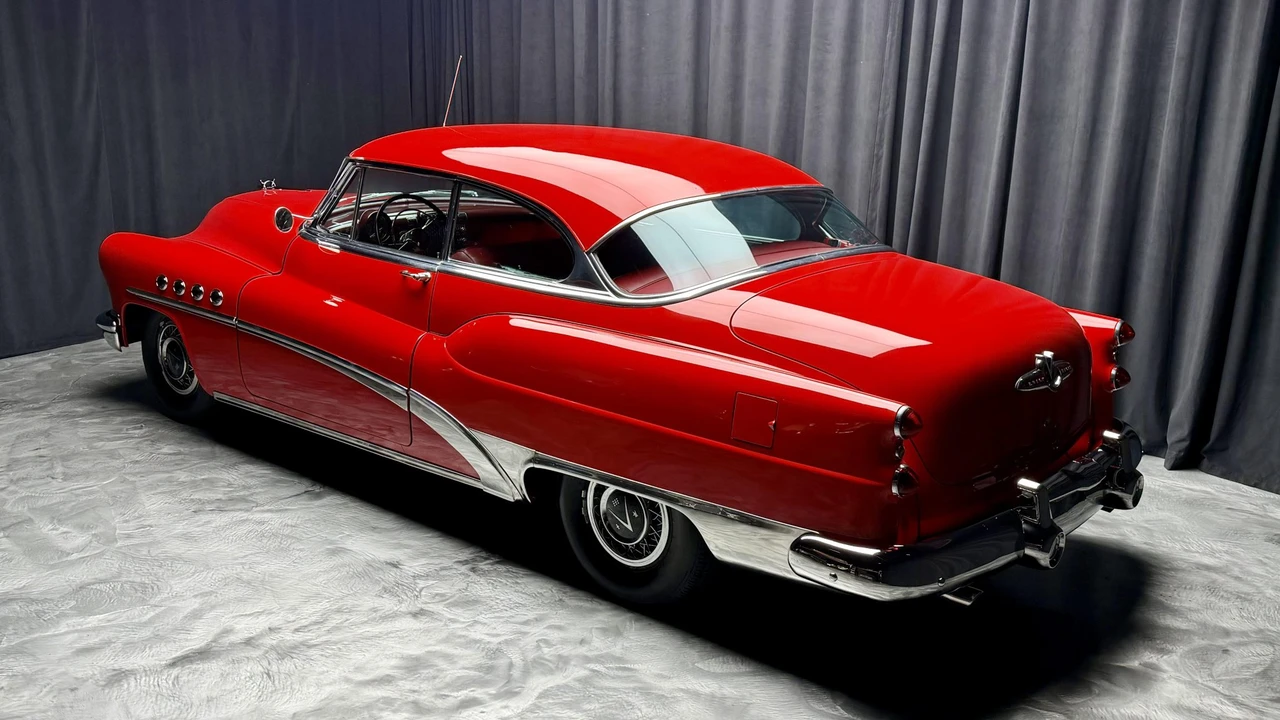 1953 Buick Roadmaster - Image 7 of 31