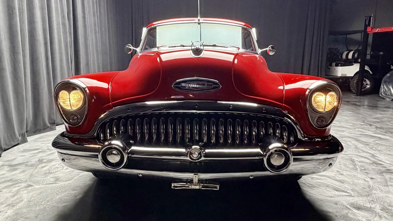 1953 Buick Roadmaster - Image 26 of 31
