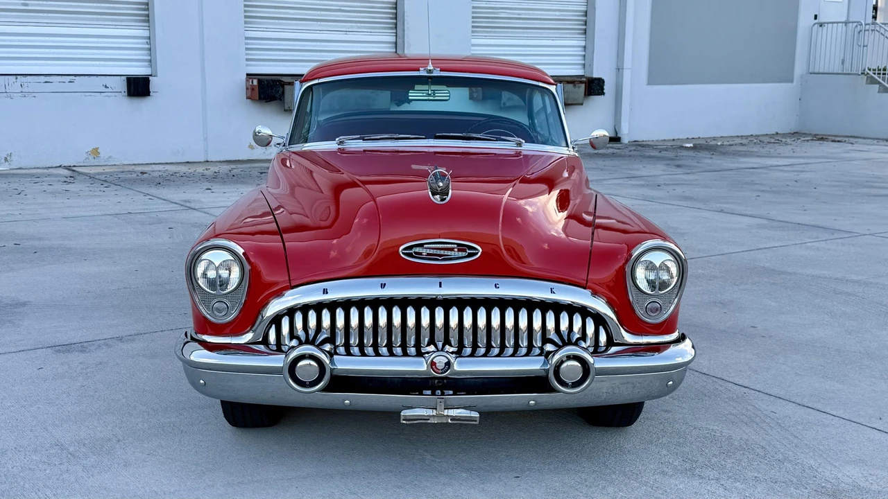 1953 Buick Roadmaster - Image 25 of 31